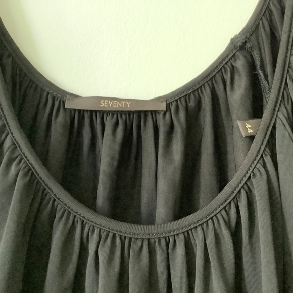 Seventy off the shoulder blouse - Picture 2 of 11